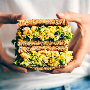 Lemon dill and chickpea sandwich cut in half